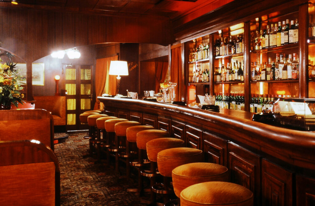 Image of an upscale bar.
